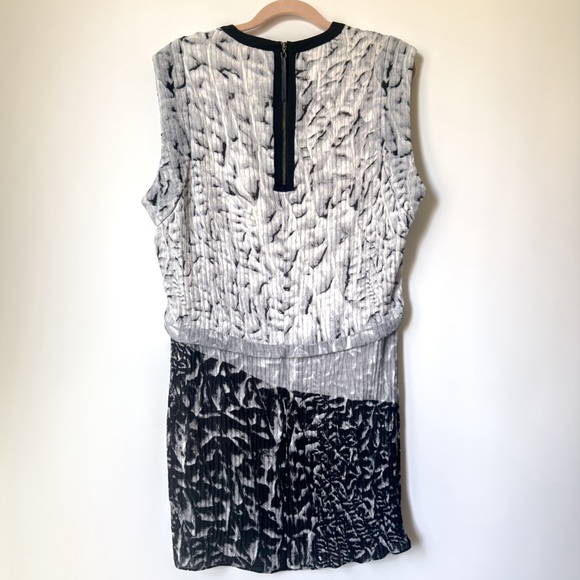 Helmut Lang Silk Shift Dress - Picture 4 of 10